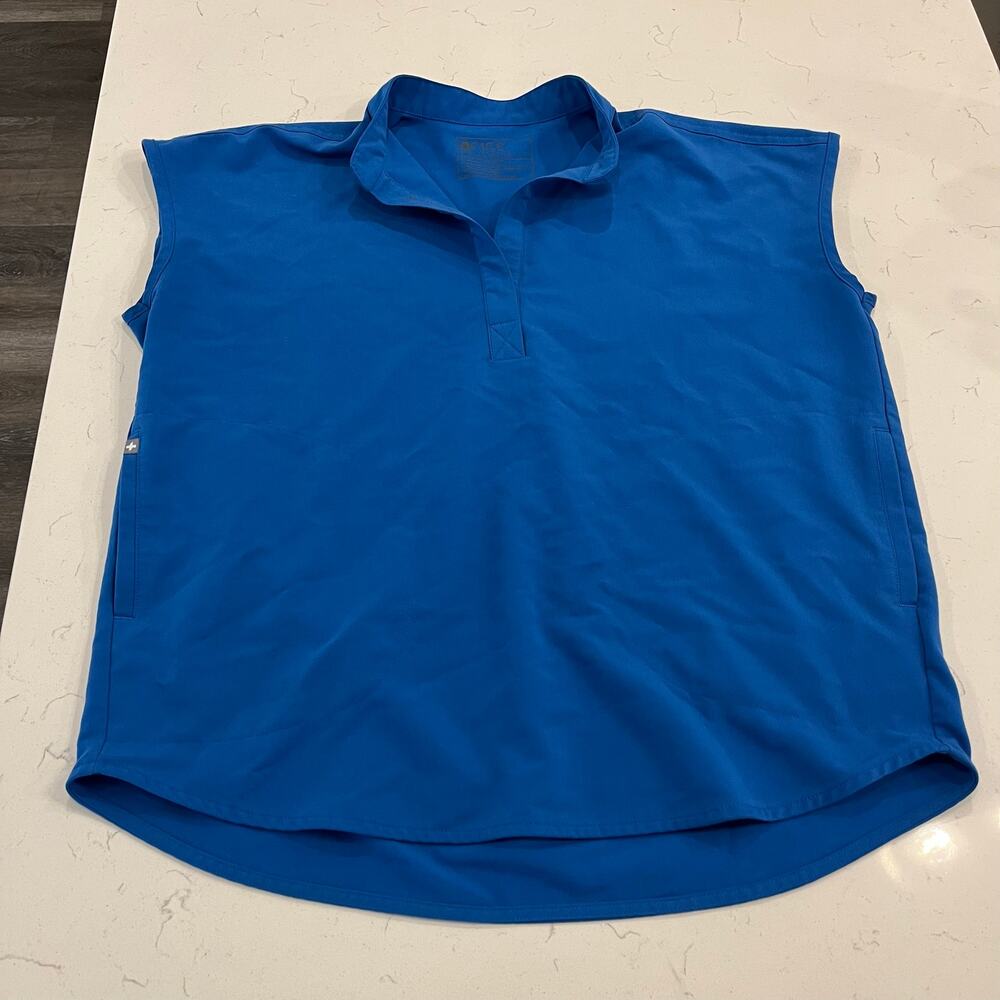 Figs Rafaela Oversized Scrub Top in Royal Blue Size Small